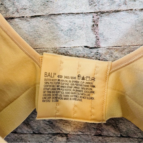 Bali cool comfort wire less bra 42DD - Picture 2 of 5